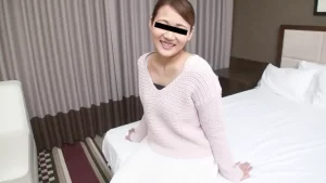 舌ピ美乳さんとパコるおぢちゃん奇声をあげて猛ピストン