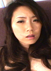 巨乳妖艶妻 / 緑