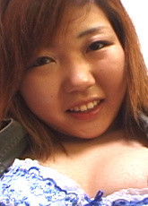 パイパン妻を激突き / 結衣