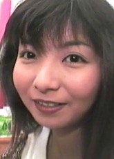  壁の向こうが気になる / 朋子