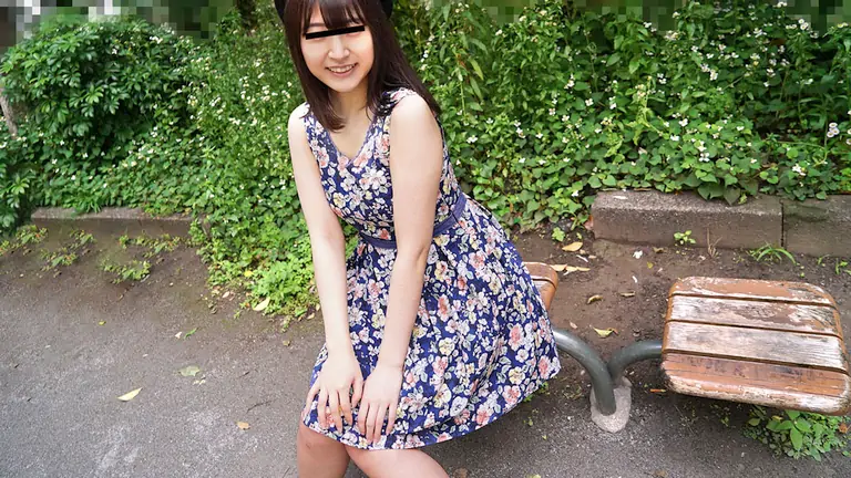 インタビュー中にまさかの即ハメ　清楚系素人が理性を失い感じまくる 白井ゆき